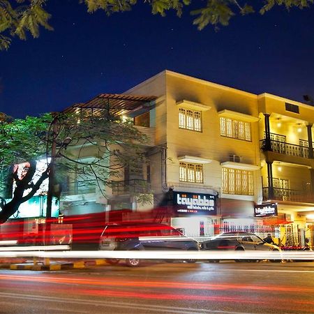 העיר בנגלור Amber Inn מראה חיצוני תמונה